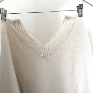 LISBON Vintage white (cream) V NECK jumper *NEW*