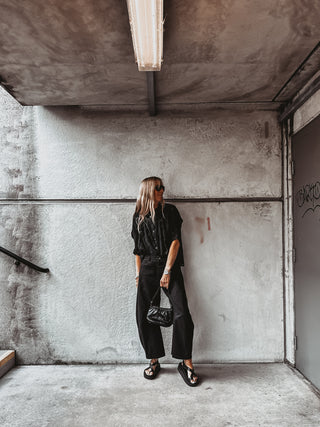 Black Barcelona barrel jeans *NEW*