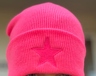 Neon pink STAR beanie *NEW*