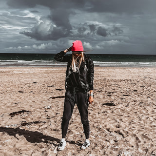 Neon pink STAR beanie *NEW*