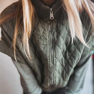 Olive Charlston quilted bomber *NEW*