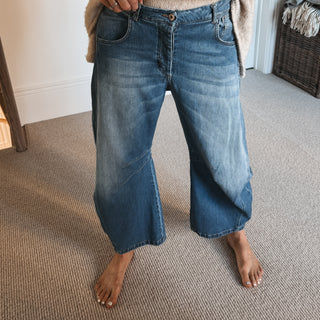 Blue Barcelona barrel jeans *NEW*