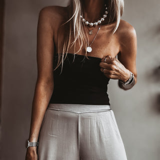 Bea Black strapless top