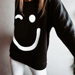 BLACK Smiley sweatshirt *relaxed style* NEW