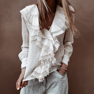 VINTAGE WHITE frilly lace blouse *NEW*