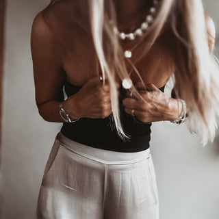 Bea Black strapless top