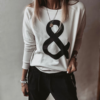 VINTAGE WHITE Ampersand sweatshirt *relaxed style* NEW