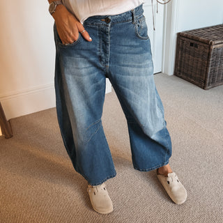 Blue Barcelona barrel jeans *NEW*