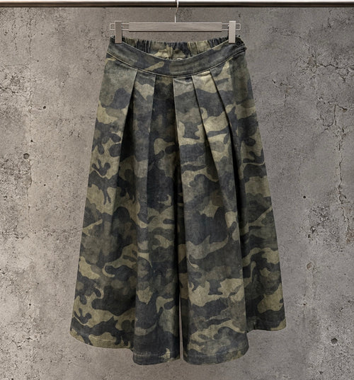 Camo denim bermudas *NEW*