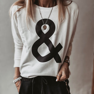 VINTAGE WHITE Ampersand sweatshirt *relaxed style* NEW