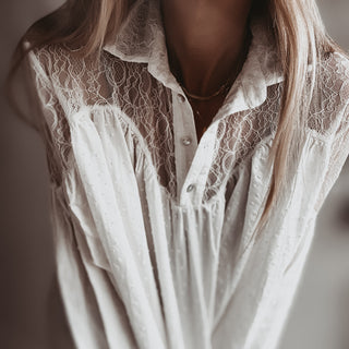 Tabu Vintage white Lace Blouse *NEW*