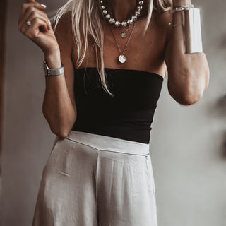 Bea Black strapless top