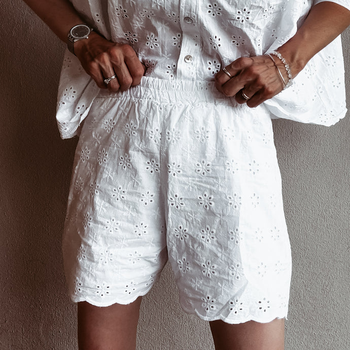 Pasadena Broderie shorts *NEW*