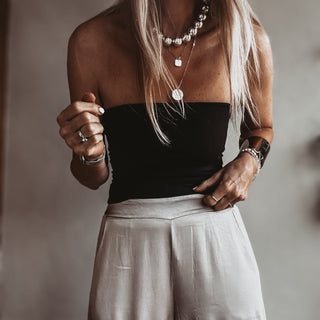 Bea Black strapless top