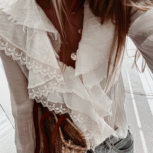 VINTAGE WHITE frilly lace blouse *NEW*