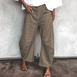 Light olive Boston barrel jeans *NEW*