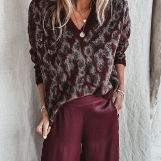 BURGUNDY leopard v neck jumper *NEW*