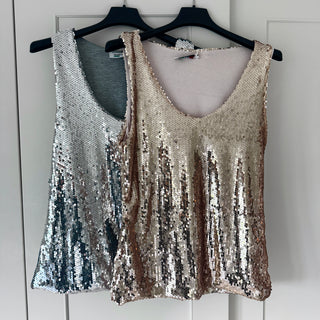 Suzi SILVER sequin top *NEW*