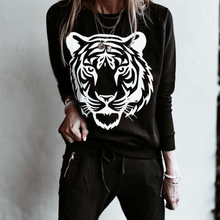 Black TIGER sweatshirt *relaxed style* NEW