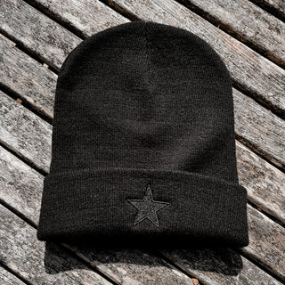 Black STAR beanie *NEW*