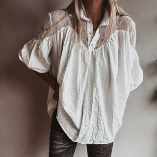 Tabu Vintage white Lace Blouse *NEW*