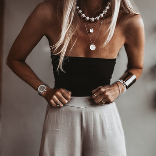 Bea Black strapless top