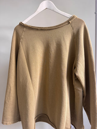 Hola OLIVE sweatshirt *NEW*