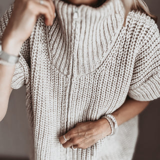 BEIGE Zip knit *NEW*