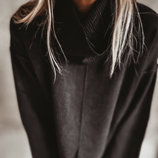 Detachable BLACK roll neck jumper *NEW*