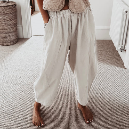 Beige Olla barrel baby cord jeans *NEW*