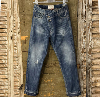 Andalucia diagonal waist jeans *NEW*