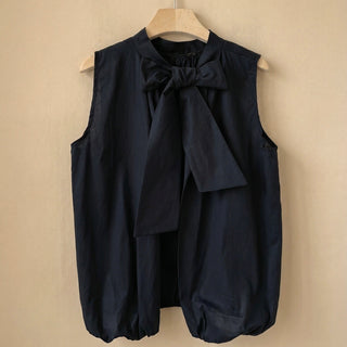 Bella Black with bow on back *NEW*