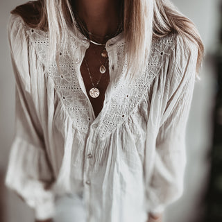 VINTAGE WHITE floaty flower blouse *NEW*