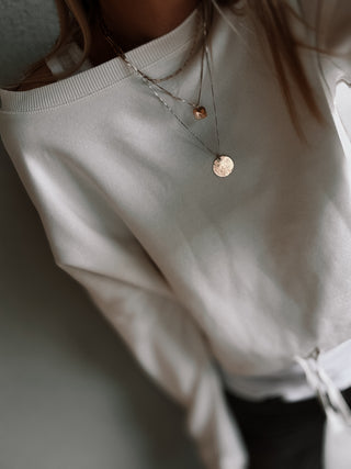 Native slightly cropped CREAM sweatshirt *relaxed style*