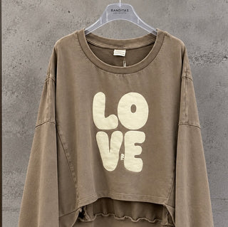 Beige cropped LOVE sweatshirt *relaxed style*