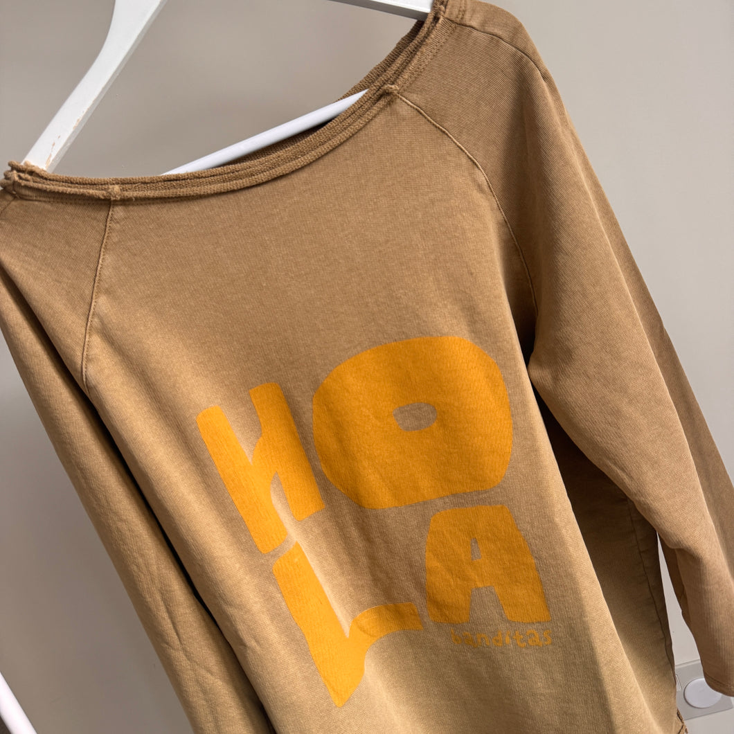 Hola OLIVE sweatshirt *NEW*