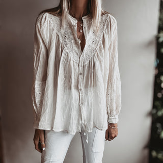 VINTAGE WHITE floaty flower blouse *NEW*