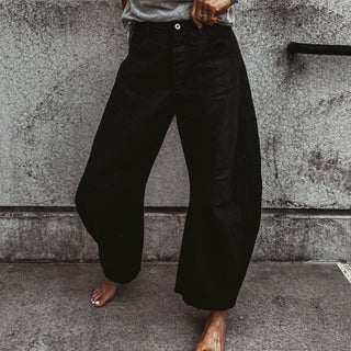 Black Barcelona barrel jeans *NEW*