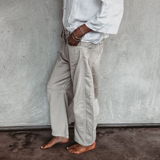 Beige Barcelona barrel jeans *NEW*