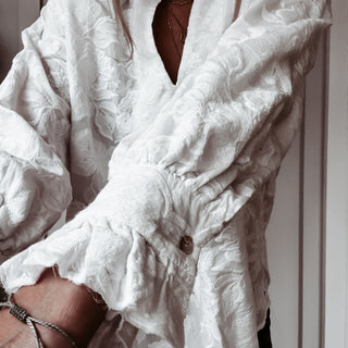 Avapola flowers Blouse *NEW*