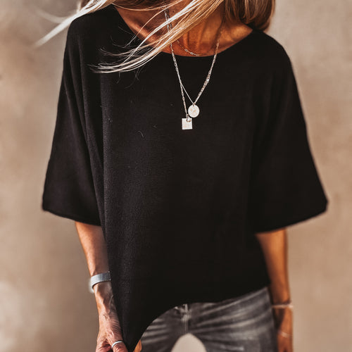 Livea BLACK sweater *NEW*