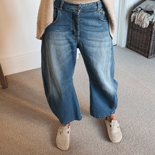 Blue Barcelona barrel jeans *NEW*