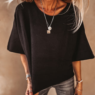Livea BLACK sweater *NEW*