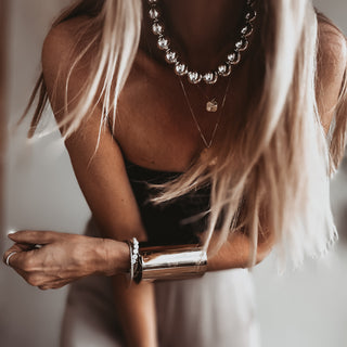 Bea Black strapless top