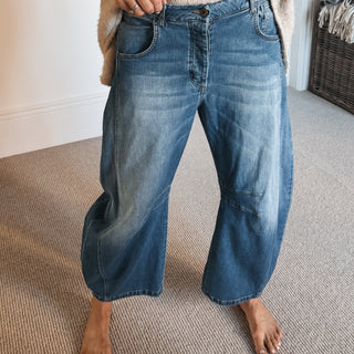 Blue Barcelona barrel jeans *NEW*