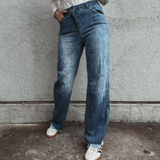 Flared raw hem jeans *NEW*