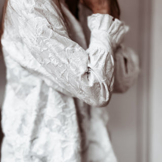 Avapola flowers Blouse *NEW*