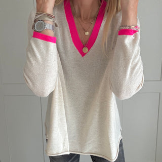 Ganu v neck knit *NEW*