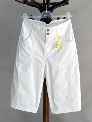 White Bermuda shorts *NEW*