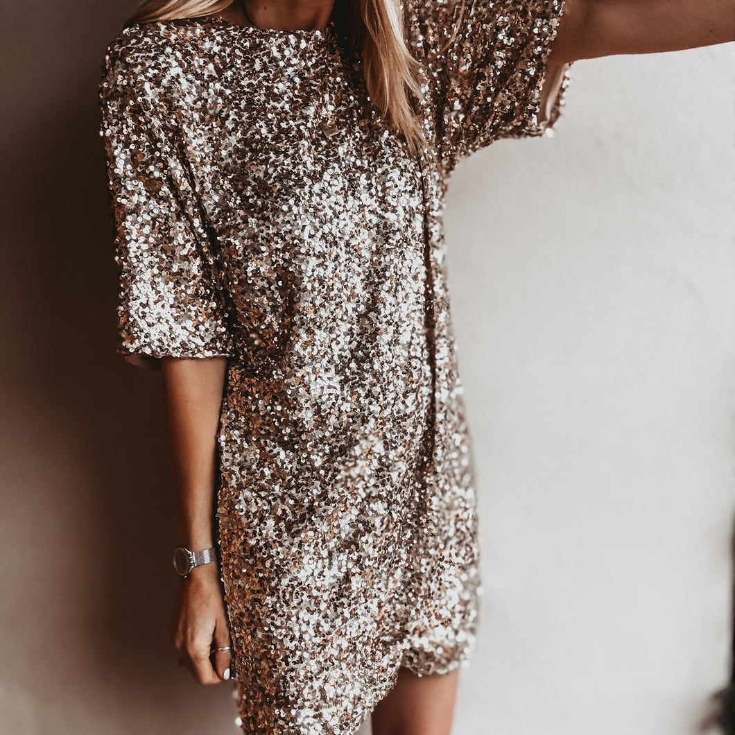 Relaxed Gold Sequin slip dress *NEW* Lucy Dodwell Relaxed Gold Sequin slip dress *NEW* Lucy Dodwell